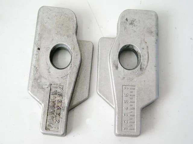 BMW F 650 169 Kettenspanner Gehäuse (für Schwinge)