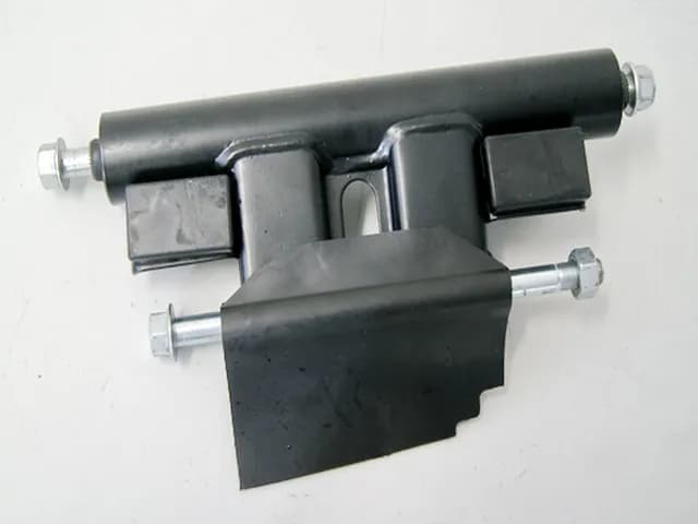 SUZUKI UH 200 G CD BURGMAN HALTERUNG HALTER MOTOR ACHSE BOLZEN