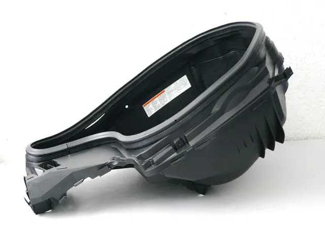 SUZUKI UH 200 G CD BURGMAN STAUFACH HELMFACH