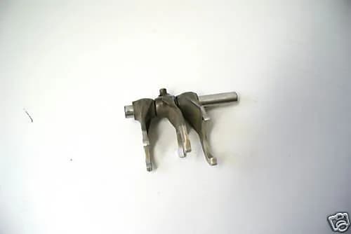 HONDA CLR 125 JD18 CITYFLY SCHALTKLAUEN SCHALTGABELN 98-01