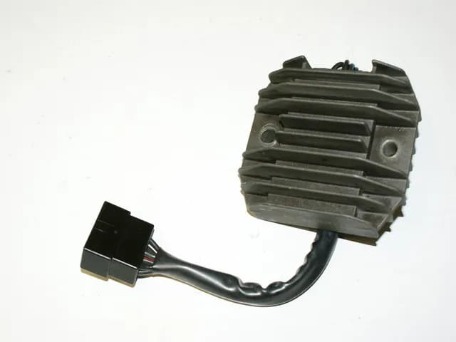KAWASAKI ZX-6R ZX600G LADEREGLER REGLER GLEICHRICHTER