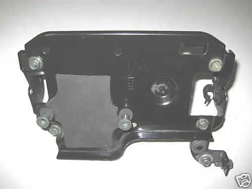 YAMAHA FZ-6 RJ07/ RJ14 HALTERUNG HALTER CDI HECK 04-08