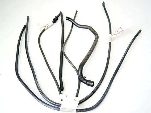 TRIUMPH DAYTONA 600 806LW SCHLAUCHSATZ SCHLAUCH SCHLÄUCHE