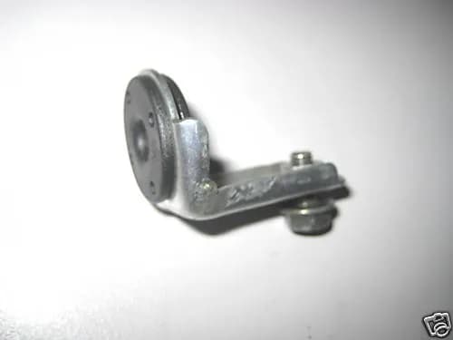 SUZUKI GSX-R 1000 K5/ K6 HALTERUNG HALTER LI ÖLWANNE 05-06