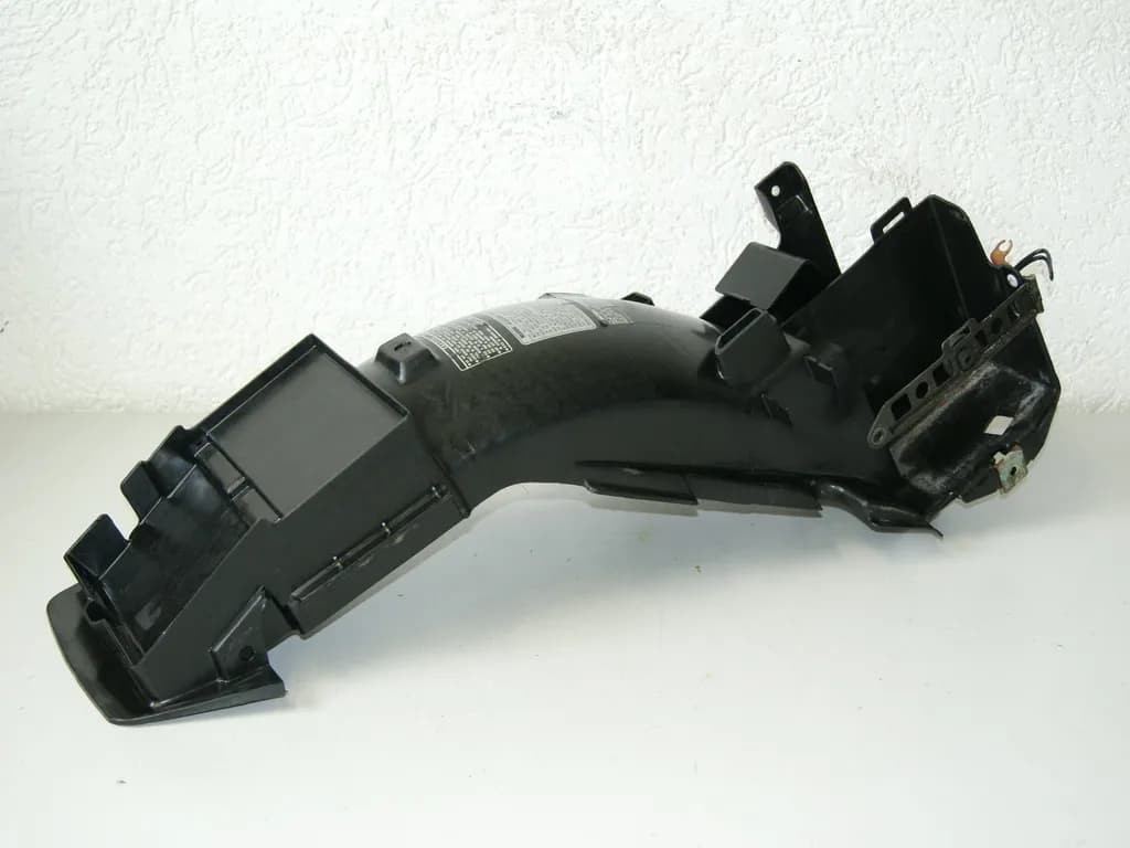 HONDA VFR 750 RC24 / 2 KOTFLÜGEL RADLAUF BATTERIEKASTEN