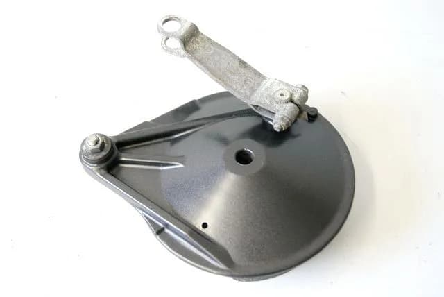 HONDA CBF 125 JC40 BREMSTROMMEL BREMSBACKEN