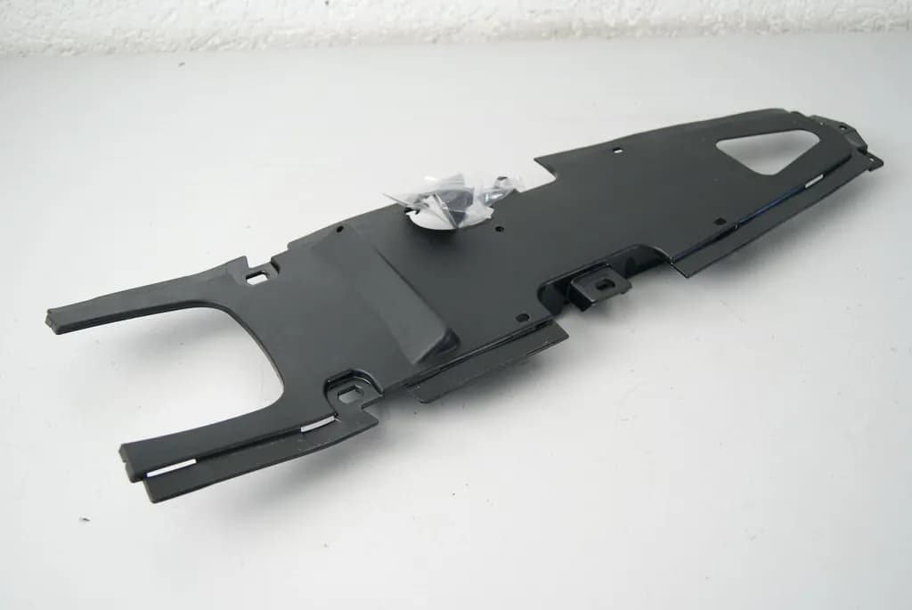 YAMAHA YZF-R 125 RE06 HECKUNTERVERKLEIDUNG KOTFLÜGEL