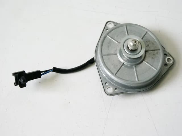 SUZUKI GSX 1300 B-KING WVCR LÜFTERMOTOR LÜFTER KÜHLER