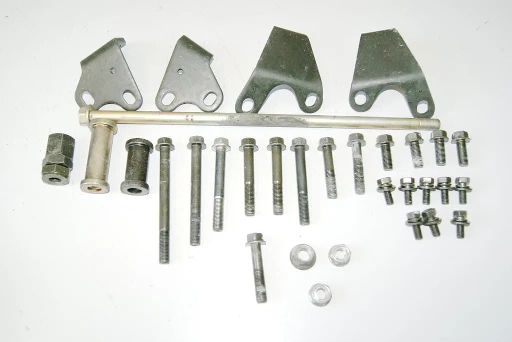 HONDA ST 1100 SC26 ABS - TCS PAN EUR HALTER MOTOR ACHSE BOLZEN