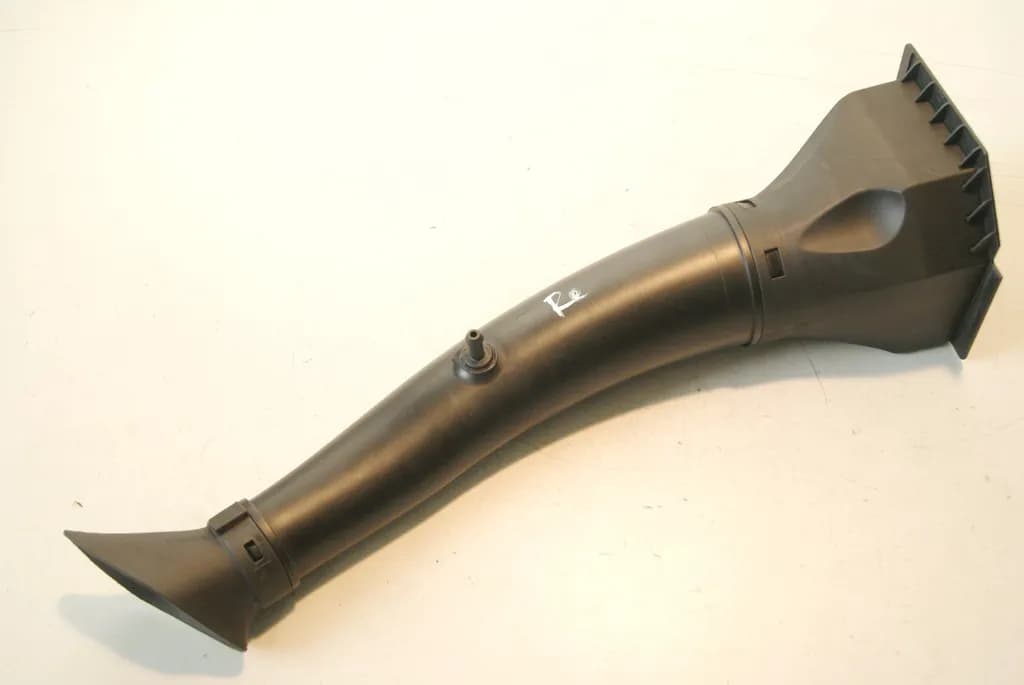 BMW K 1200 S K12S LUFTKANAL RECHTS LUFTSCHACHT