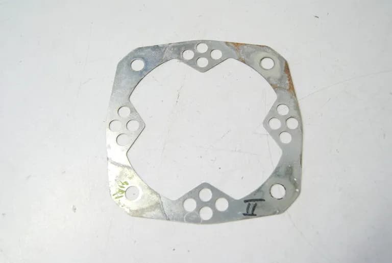 YAMAHA YFM 350 X WARRIOR DECKEL PLATTE FELGE VORN RADNABE II