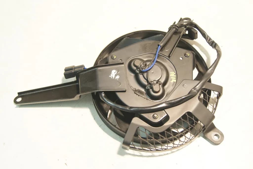 KAWASAKI ZZR 1200 ZXT20C LÜFTER RECHTS MOTOR KÜHLER