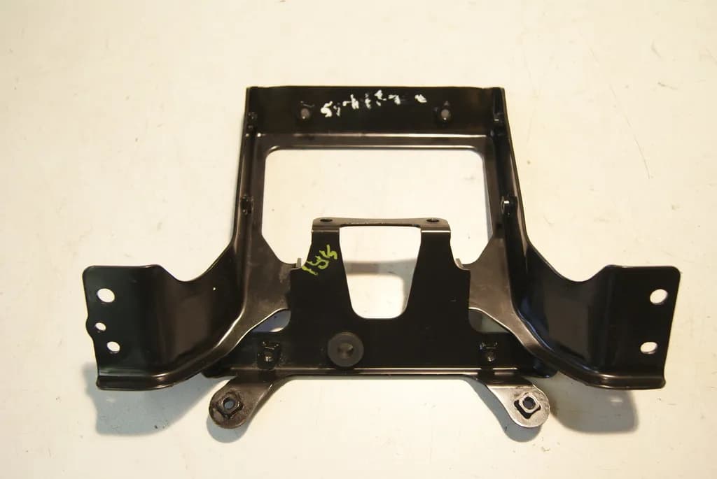 HONDA NC 750 XD RC72 HALTERUNG HECKRAHMEN BEFESTIGUNG TANK