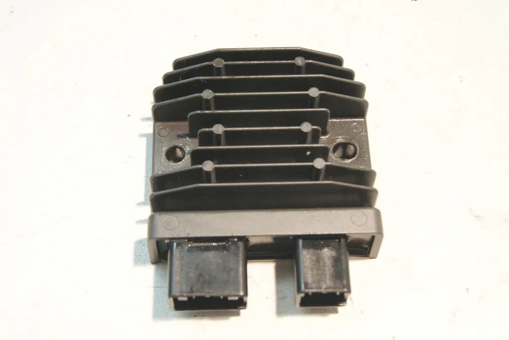 HONDA NC 750 XD RC72 LADEREGLER REGLER GLEICHRICHTER