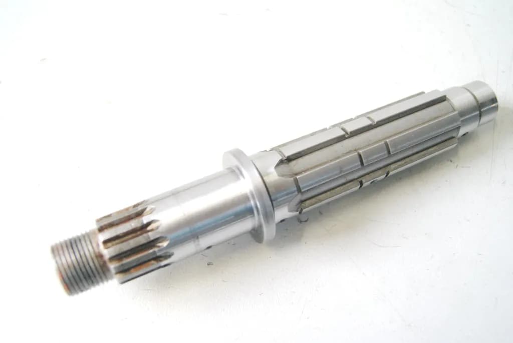 SUZUKI VZ 800 AF MARAUDER GETRIEBEWELLE AUSGANG GETRIEBE