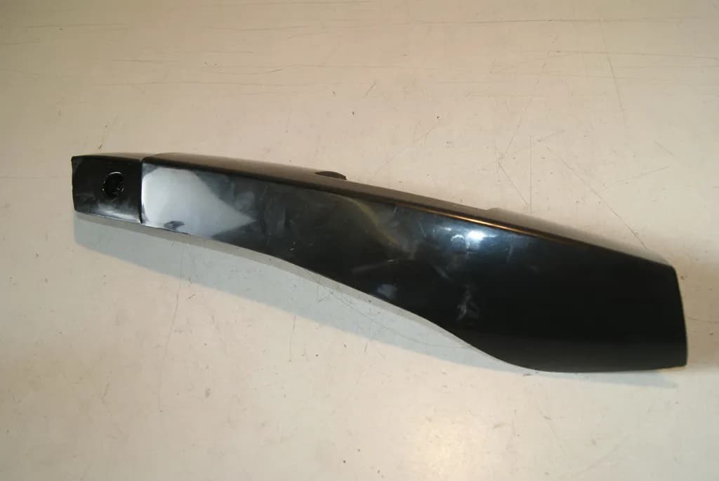 APRILIA RST 1000 FUTURA PW VERKLEIDUNG AUSPUFF RECHTS ABDECKUNG COVER