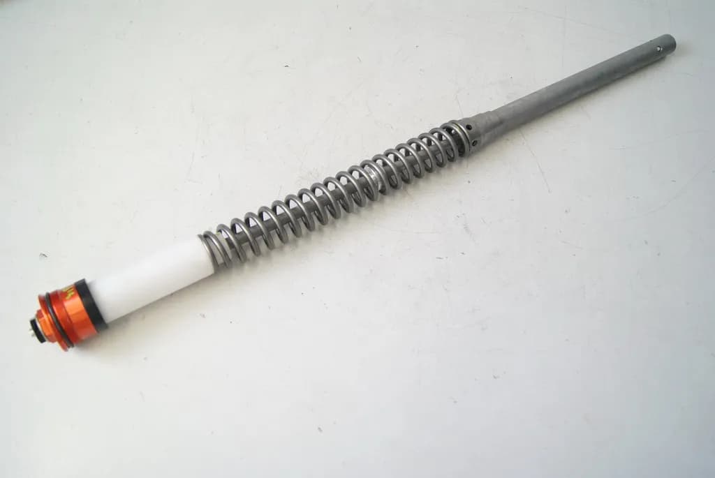 KAWASAKI Z 1000 ZRT00D GABEL INNENTEILE DÄMPFER EINSTELLER KARTUSCHE