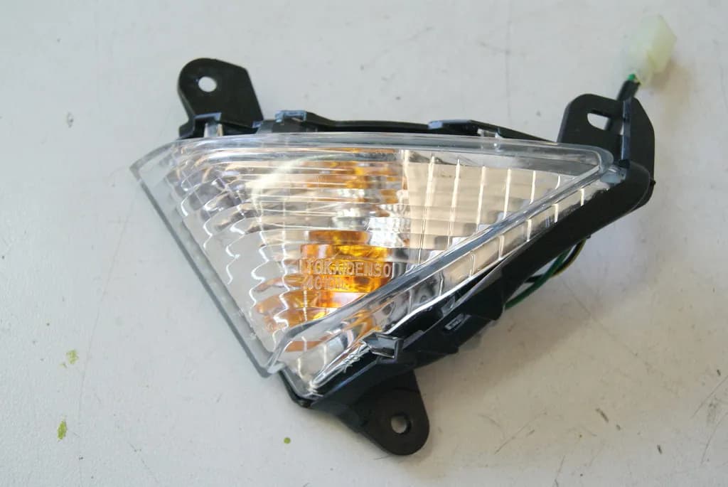 KAWASAKI Z 1000 ZRT00D BLINKER LINKS VORN TURN SIGNAL