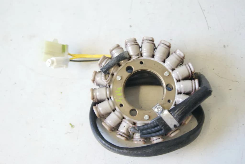 APRILIA RX 125 RV ZD4RVA00 LIMA STATOR LICHTMASCHINE