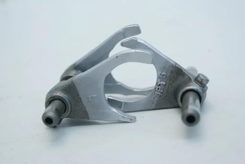 MZ / MUZ BAGHIRA 660 SCHALTKLAUEN SCHALTGABEL GETRIEBE