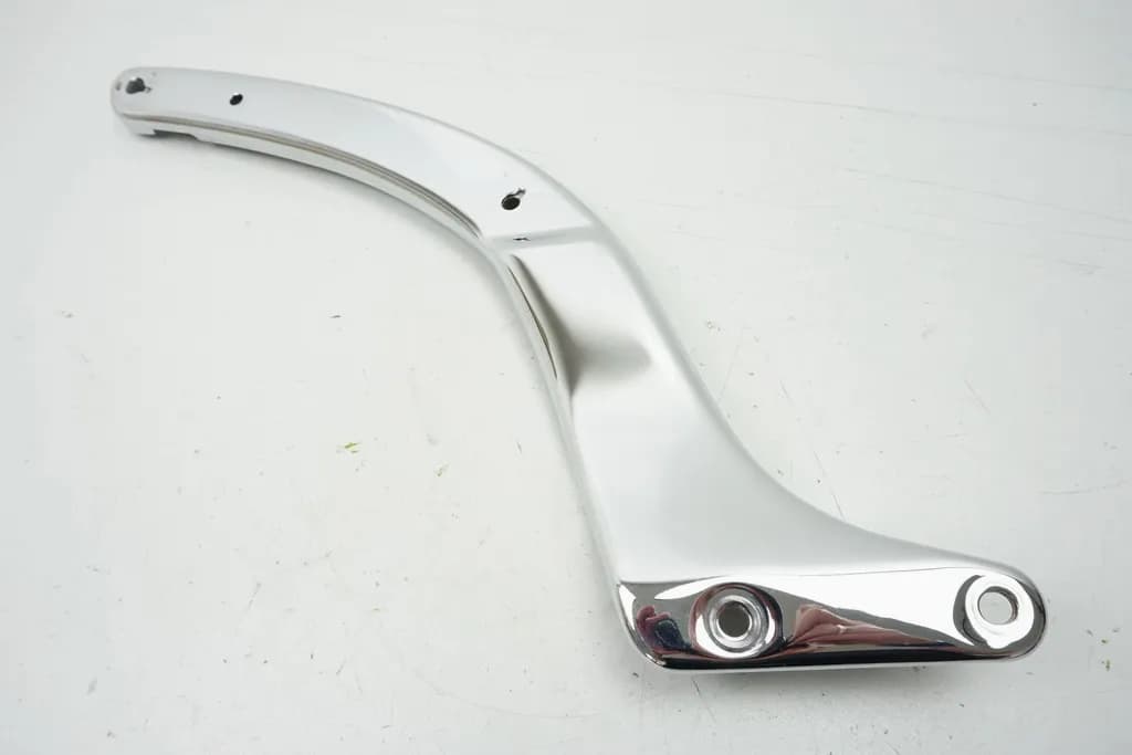 YAMAHA XVS 650 4VR DRAGSTAR HALTERUNG KOTFLÜGEL RECHTS HINTEN STREBE