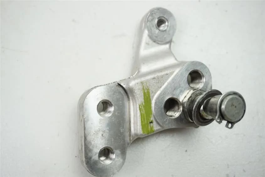 SUZUKI GSX-R 600 WVCV HALTEPLATTE SCHALTHEBEL HALTERUNG AUFNAHME