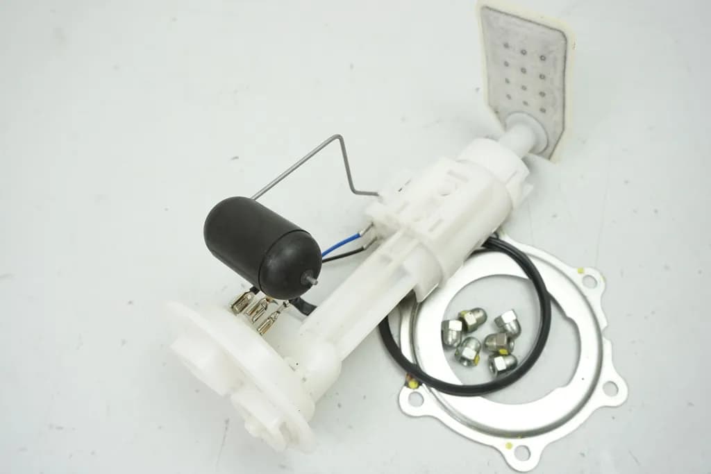 YAMAHA YP 400 RA SH07 X MAX BENZINPUMPE FUEL PUMP