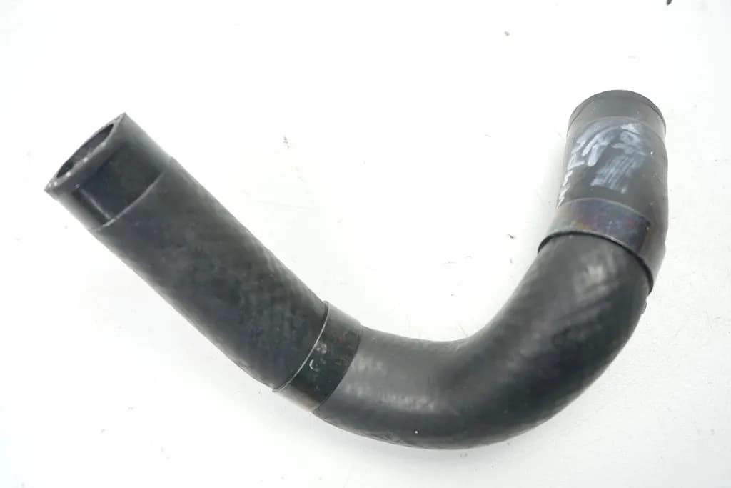 HYOSUNG GV 650 i PRO AQUILA KÜHLERSCHLAUCH WASSERPUMPE MOTOR