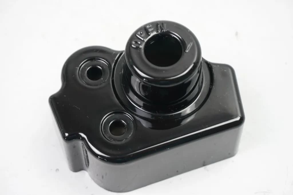 HYOSUNG GV 650 i PRO AQUILA ABDECKUNG SCHLOß SITZBANK COVER DECKEL VERKLEIDUNG