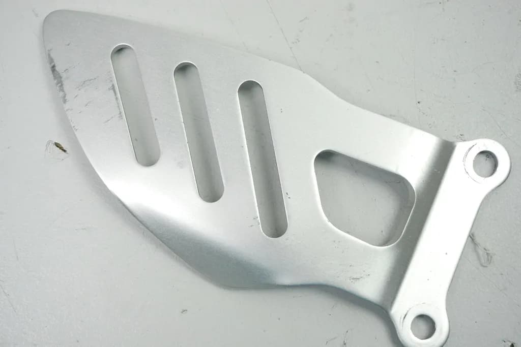 SUZUKI GSX-R 600 WVCE FERSENSCHONER RECHTS FERSENSCHUTZ