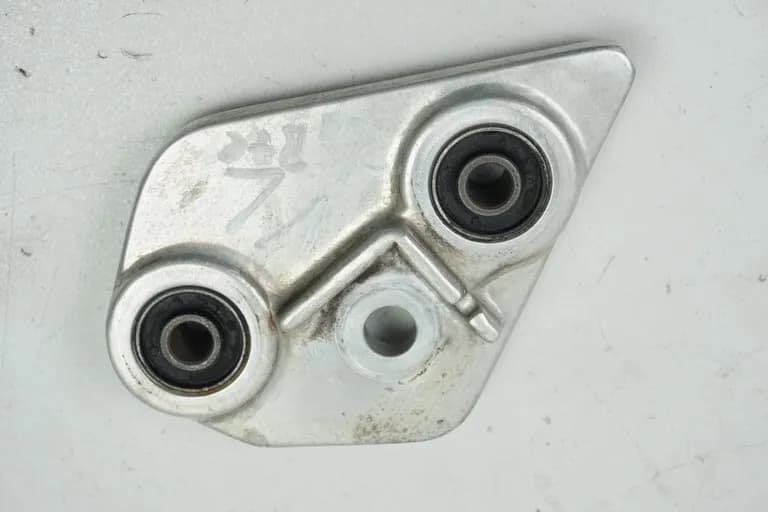 YAMAHA TDM 850 4TX FUßRASTENTRÄGER FAHRER LINKS FOOTREST