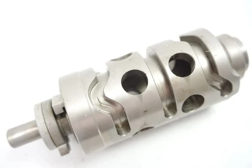 TRIUMPH SPEED TRIPLE 955 i T509 SCHALTWALZE GETRIEBE