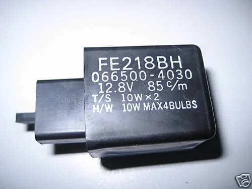 KAWASAKI ZX-10R ZXT00C BLINKRELAIS BLINKERRELAIS