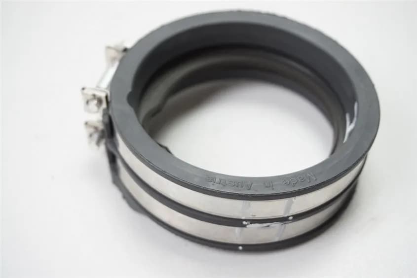 KTM 1290 SUPERDUKE R ANSAUGSTUTZEN HINTEN ANSAUGGUMMI