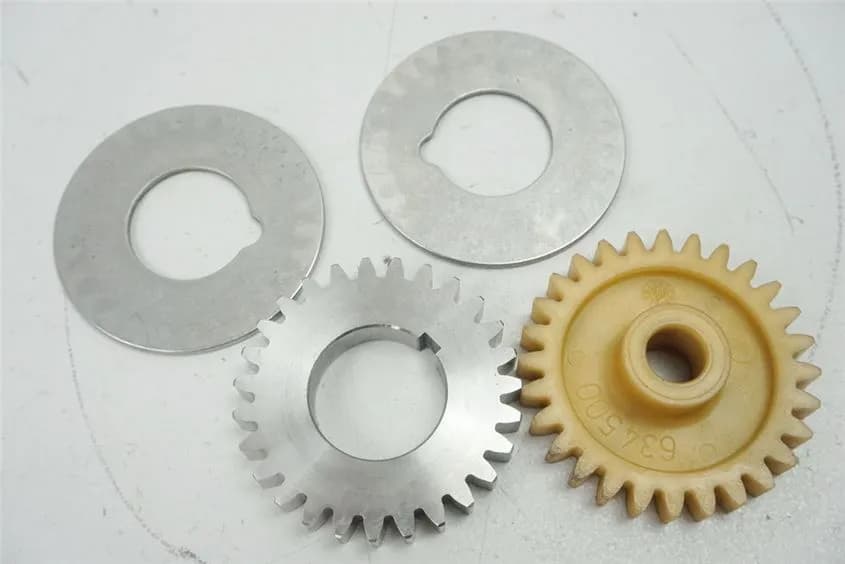 APRILIA ETV 1000 CAPO NORD ZAHNRAD WASSERPUMPE ZWISCHENRAD