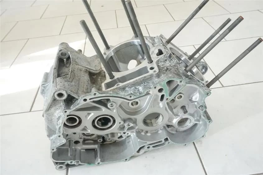APRILIA ETV 1000 CAPO NORD MOTORGEHÄUSE MOTORBLOCK CRANKCASE