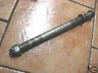 KAWASAKI ZXR 750 ZX750J ACHSE STECKACHSE HI FELGE 91-95