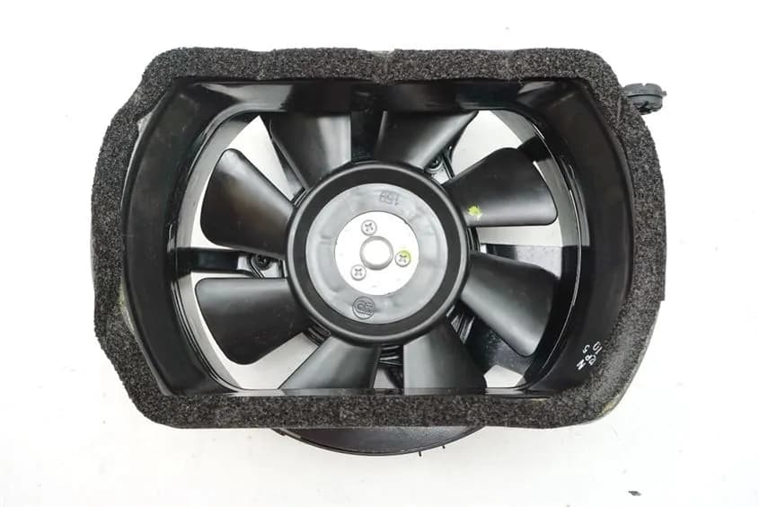 SUZUKI VL 800 C WVBM JS1BM11 INTRUDER LÜFTERRAD LÜFTER KÜHLER MOTOR