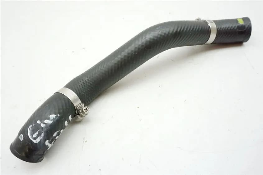 SUZUKI VL 800 C WVBM JS1BM11 INTRUDER KÜHLERSCHLAUCH KÜHLER EINFÜLLSTUTZEN