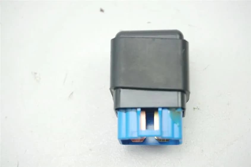 SUZUKI M 1500 VZ INTRUDER WVCU RELAIS BLAU STEUERRELAIS