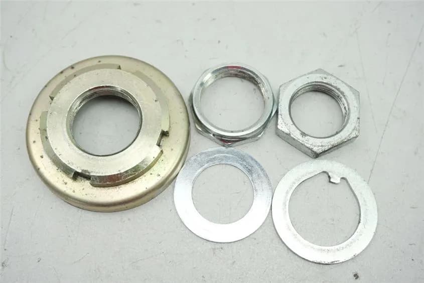 KYMCO XCITING 500 T7 MUTTER GABEL LENKKOPF ARRETIERUNG SICHERUNG