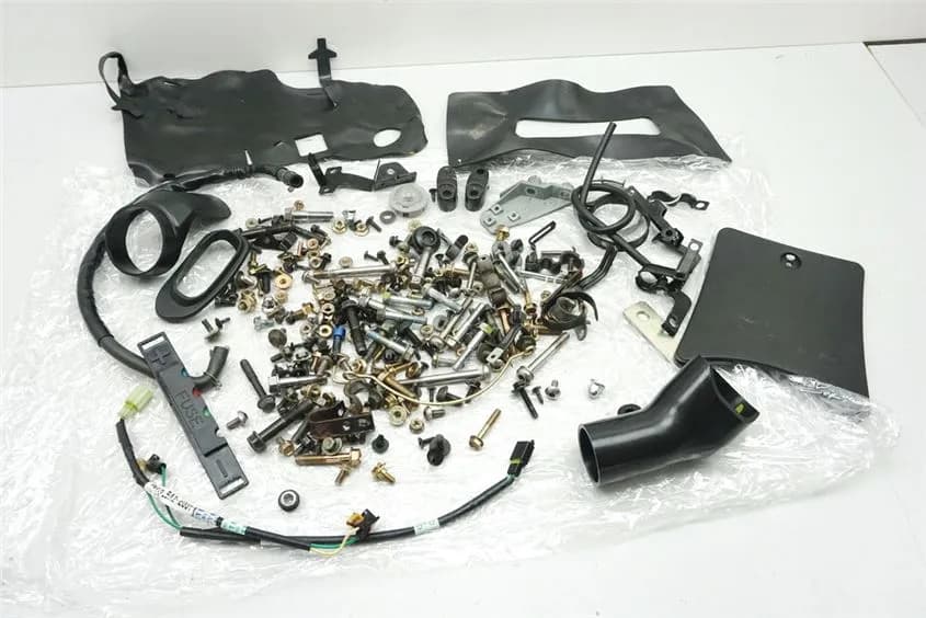 KYMCO XCITING 500 T7 SCHRAUBEN & KLEINTEILE