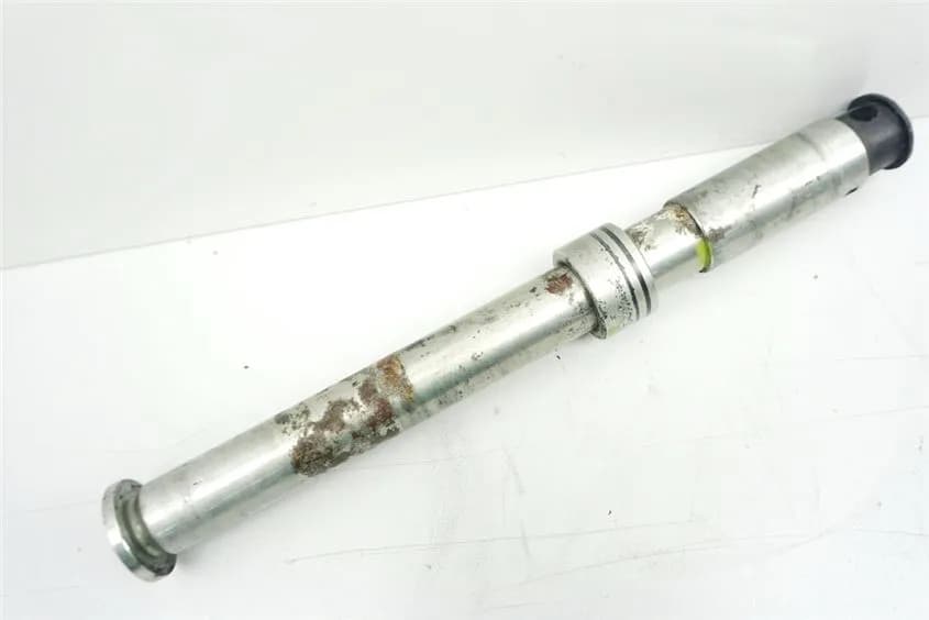 TRIUMPH TROPHY 900 T 300 E ACHSE VORN STECKACHSE DISTANZ