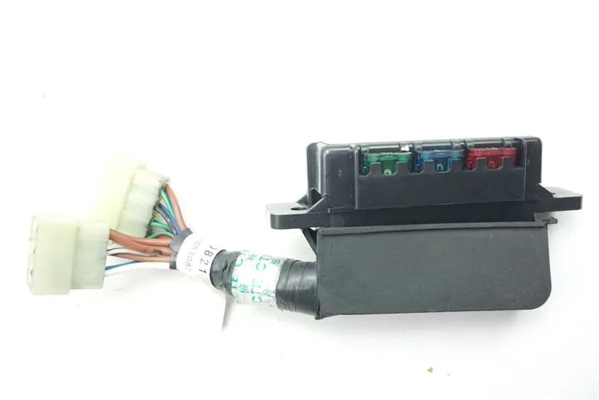 TRIUMPH TROPHY 900 T 300 E SICHERUNGSKASTEN FUSE BOX