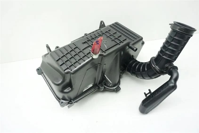 HONDA CBF 125 JC40 AIRBOX LUFTFILTERKASTEN - NUR 1771 KM