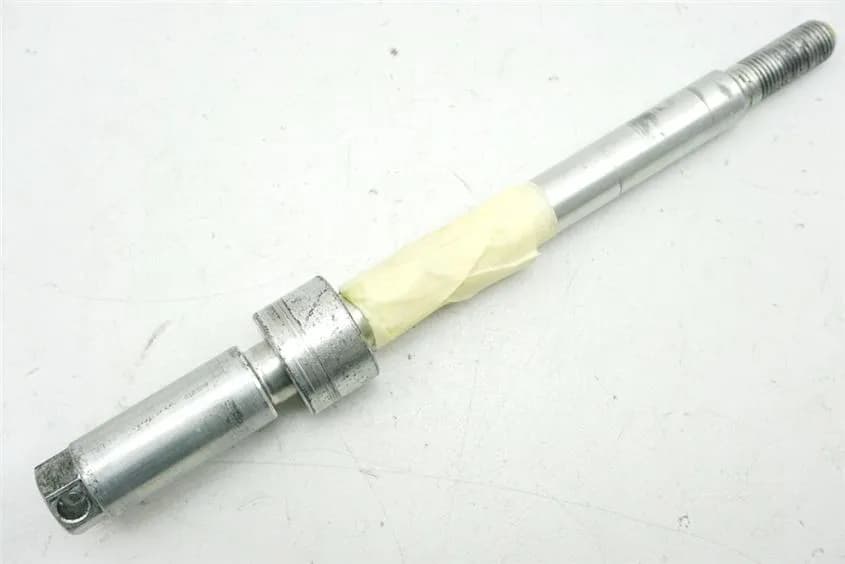 HONDA CLR 125 JD18 CITYFLY STECKACHSE VORN ACHSE DISTANZ