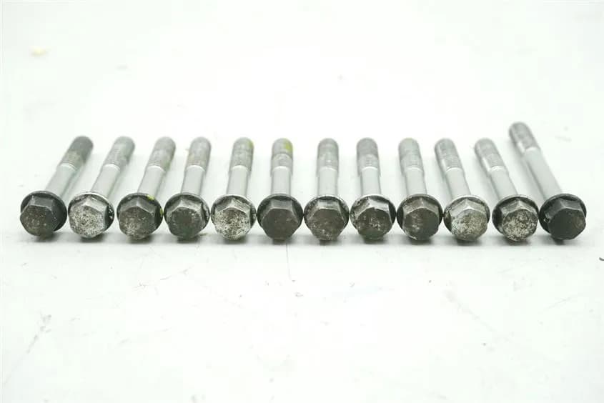 HONDA CLR 125 JD18 CITYFLY SCHRAUBEN KUPPLUNGSDECKEL SCREWS