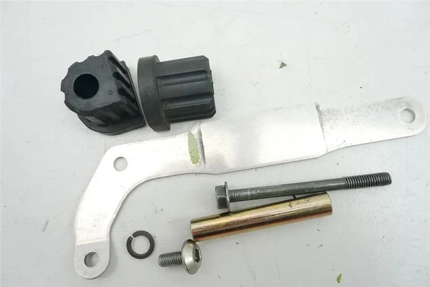 KAWASAKI ZX-10R ZXT00D HALTERUNG TANK GUMMIS