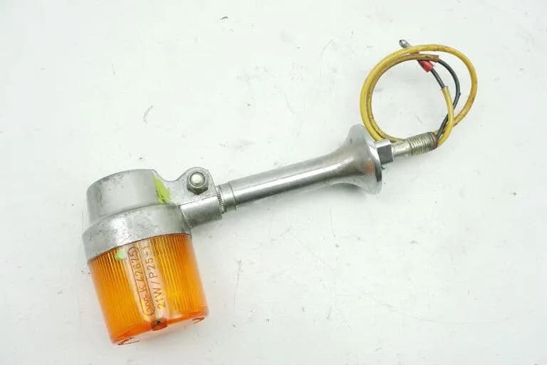KAWASAKI KZ 750 B BLINKER LINKS VORN TURN SIGNAL