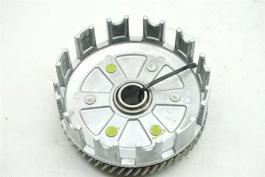 SUZUKI GZ 125 MARAUDER KUPPLUNGSKORB KUPPLUNG CLUTCH